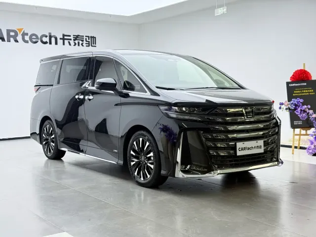 Toyota Vellfire — Фото автомобиля 8