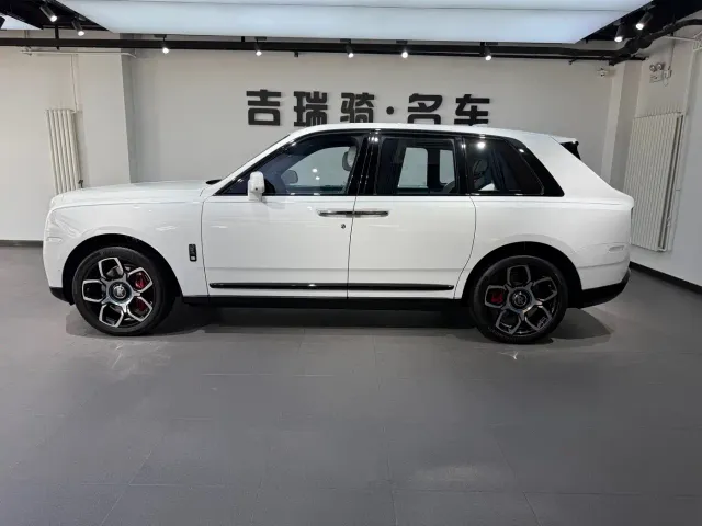 Rolls-Royce Cullinan — Фото автомобиля 7