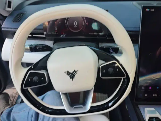 Hozon Neta GT — Фото автомобиля 10