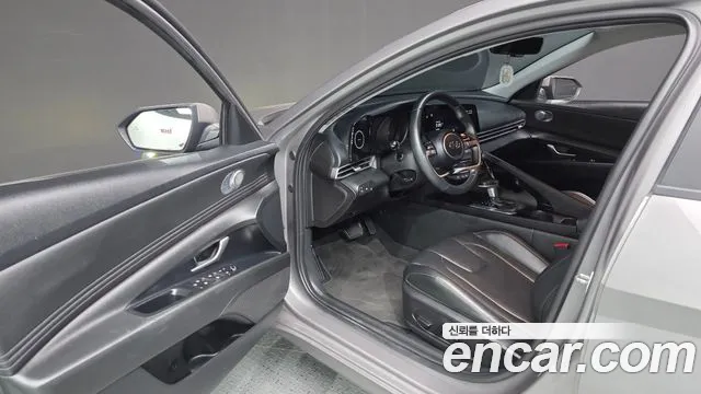 Hyundai AVANTE Avante (CN7) — Фото автомобиля 10