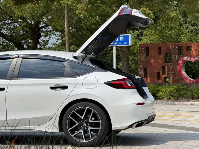 Honda Civic — Фото автомобиля 10