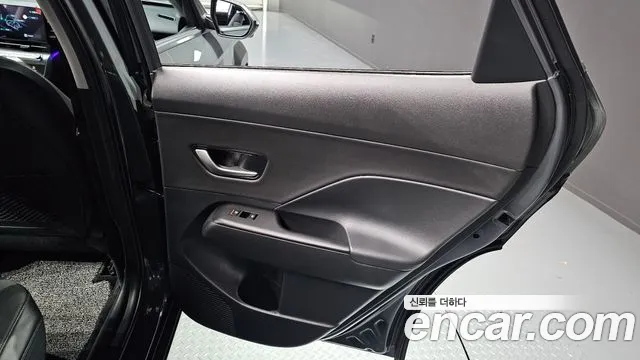 Hyundai Kona Kona (SX2) Бензин 1.6 турбо 2WD — Фото автомобиля 25