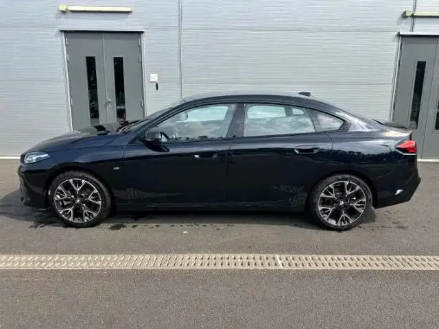 BMW 2 Series — Фото автомобиля 3