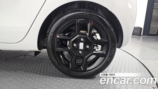 Kia RAY Новый Kia Ray Signature X Line — Фото автомобиля 19