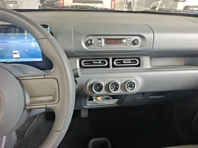 Wuling Zhiguang NEV — Фото автомобиля 12
