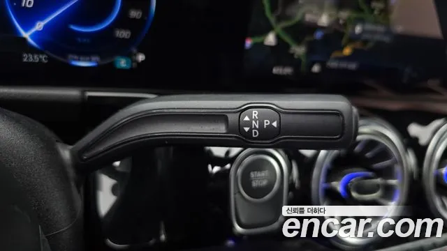 Mercedes-Benz EQA H243 — Фото автомобиля 9
