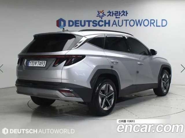 Hyundai Tucson Новый Tucson (NX4) Бензин 1.6 турбо 2WD — Фото автомобиля 2