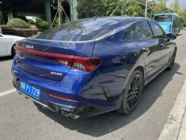 Kia K5 — Фото автомобиля 6