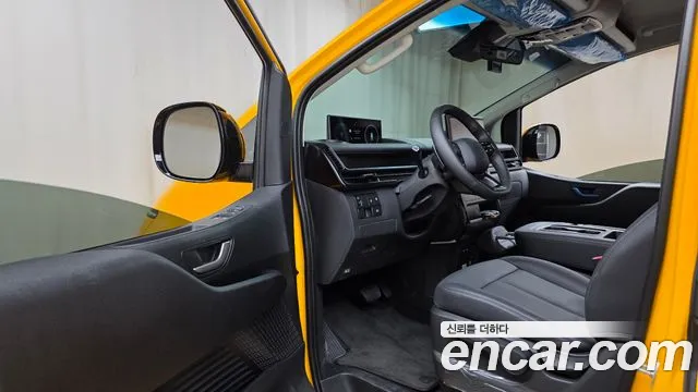 Hyundai Staria — Фото автомобиля 9