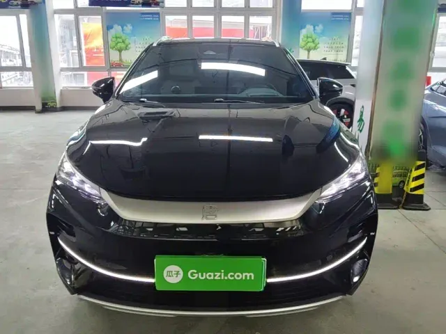 BYD Tang — Фото автомобиля 2