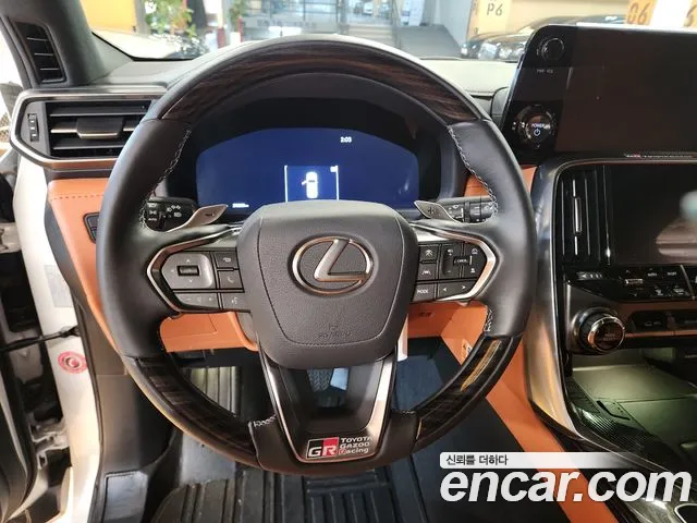 Lexus LX 4th Gen — Фото автомобиля 11