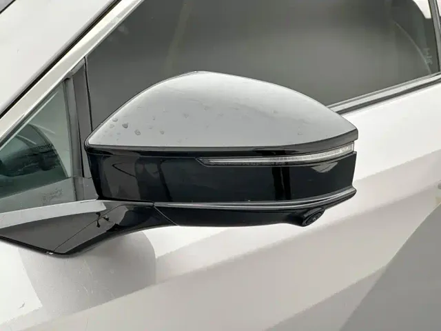 Toyota bZ5 — Фото автомобиля 28