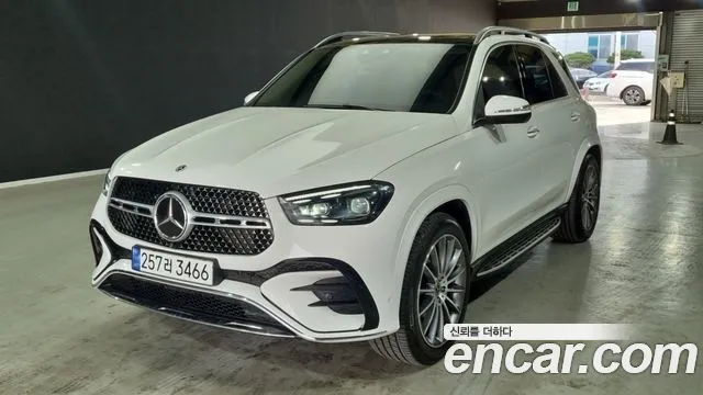 Фотография автомобиля — Mercedes-Benz GLE-Class