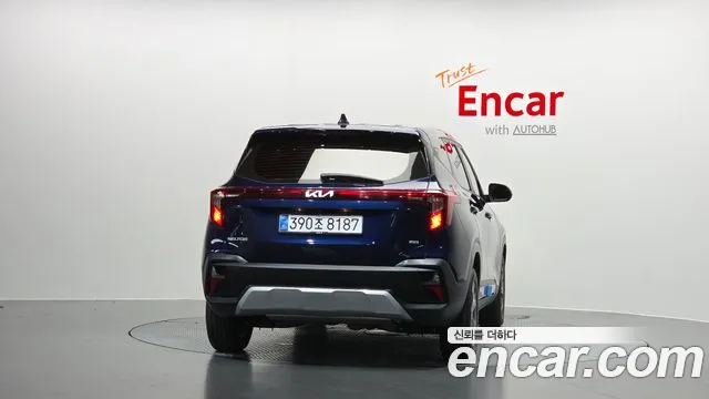 Kia Seltos — Фото автомобиля 4