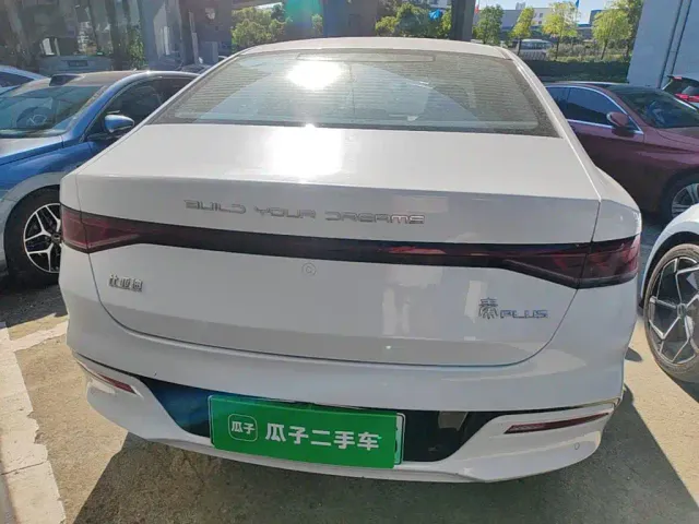 BYD Qin PLUS — Фото автомобиля 5