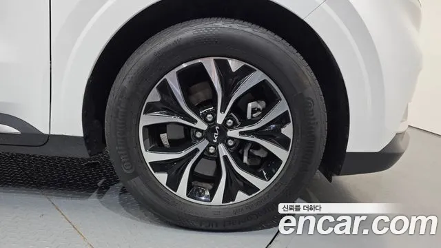 Kia Canival Carnival 4 поколение Дизель 9 мест Signature — Фото автомобиля 5