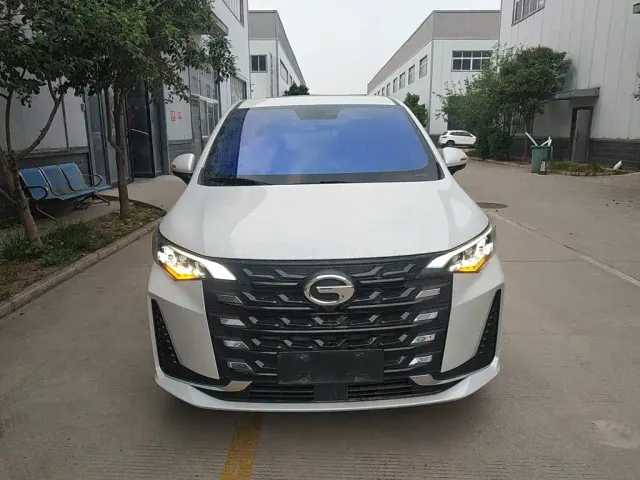 GAC Trumpchi M6 — Фото автомобиля 2