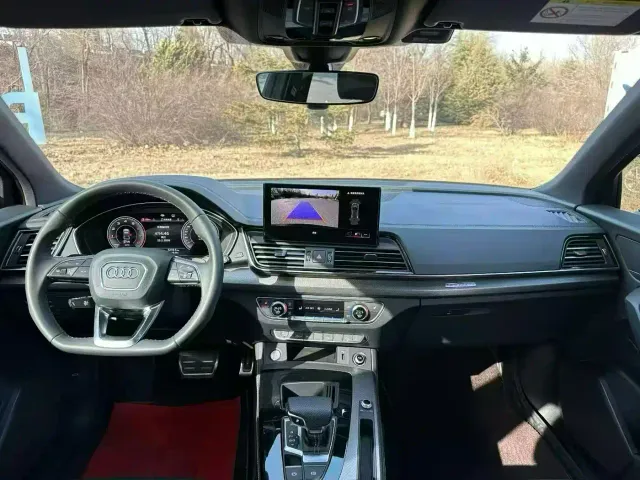 Audi Q5L — Фото автомобиля 6