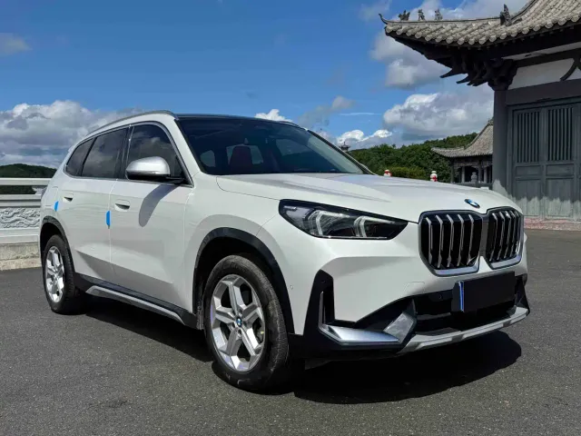BMW X1 — Фото автомобиля 3