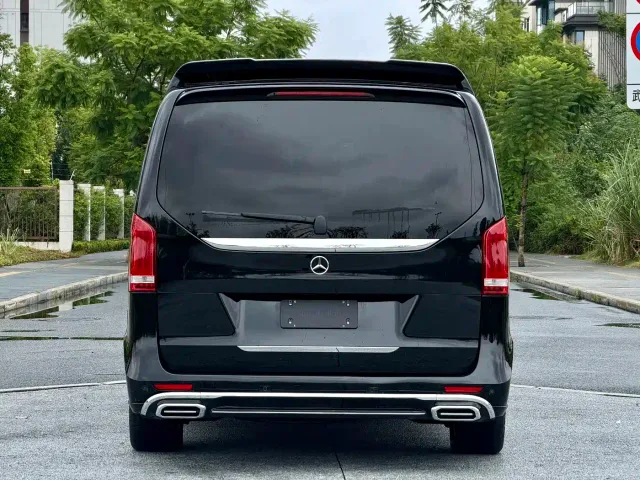 Mercedes-Benz V-Class — Фото автомобиля 6