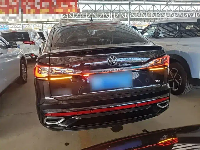Volkswagen Tiguan X — Фото автомобиля 5