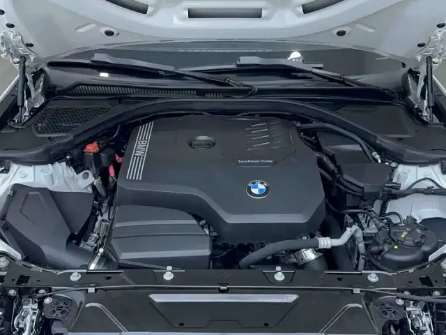 BMW 3 Series — Фото автомобиля 22