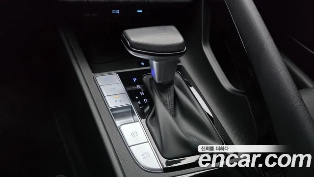 Hyundai Avante CN7 — Фото автомобиля 12