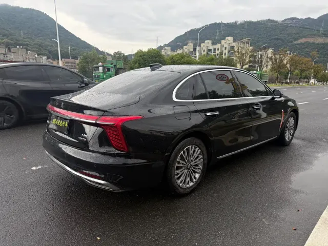 Hongqi H5 — Фото автомобиля 18