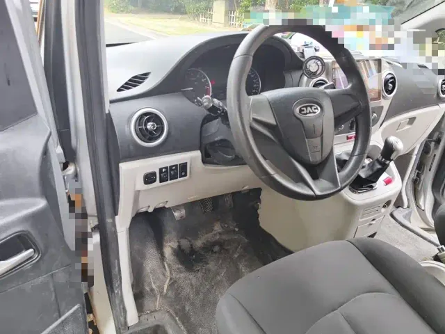 JAC Refine M3 — Фото автомобиля 13