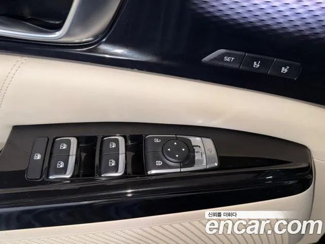 Kia Canival Carnival 4 поколение Бензин 7 мест Signature — Фото автомобиля 15