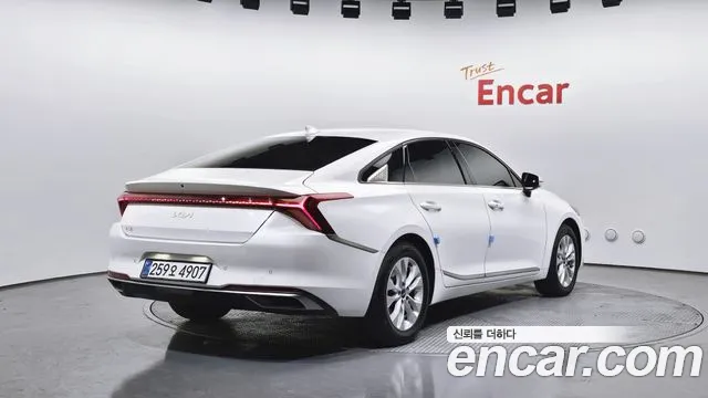 Kia K8 — Фото автомобиля 2