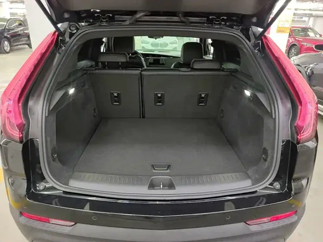 Cadillac XT4 — Фото автомобиля 18