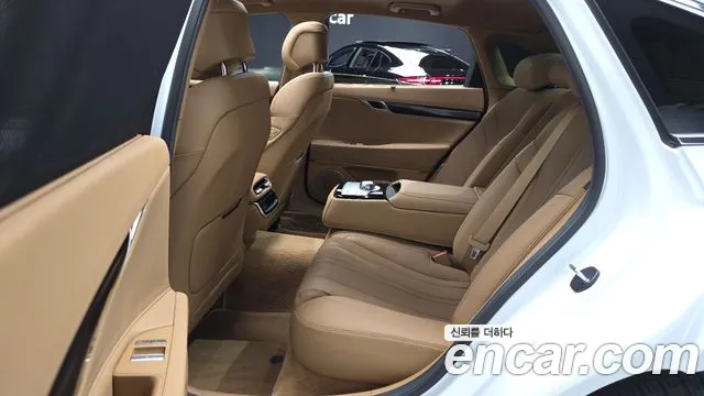 Genesis G80 Бензин 2.5 турбо AWD — Фото автомобиля 10