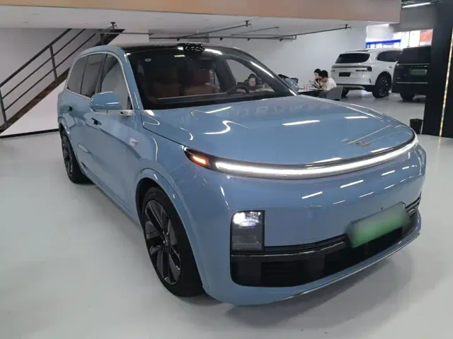 Li Auto L9 — Фото автомобиля 3