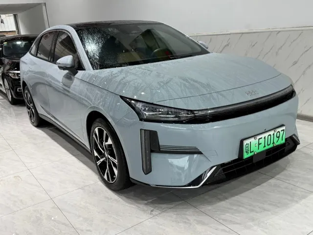 Geely Galaxy L6 — Фото автомобиля 3