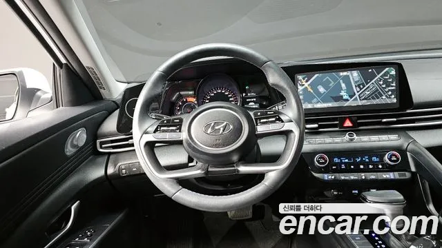 Hyundai AVANTE Avante (CN7) — Фото автомобиля 13