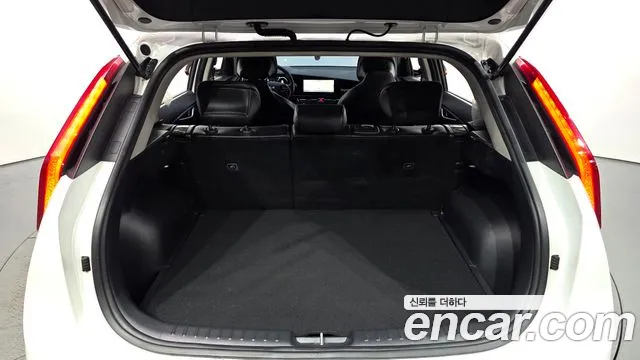 Kia Niro All Niro EV Air — Фото автомобиля 16