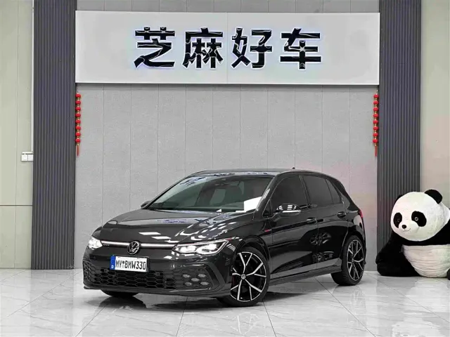 Фотография автомобиля — Volkswagen Golf GTI