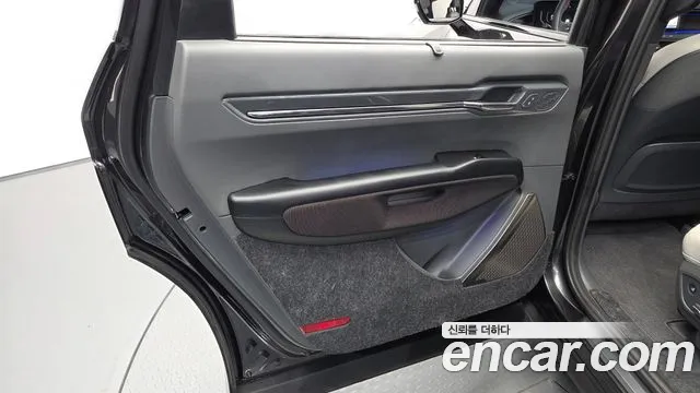 Kia EV9 — Фото автомобиля 25
