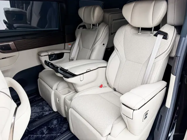 Toyota Vellfire — Фото автомобиля 5