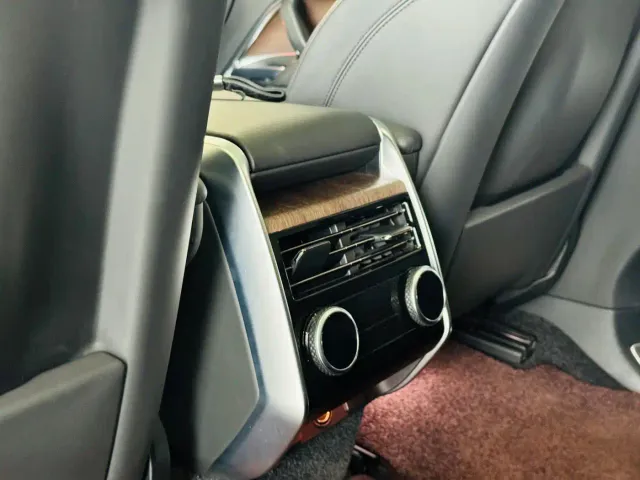 Land Rover Range Rover — Фото автомобиля 14