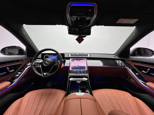 Mercedes-Benz S-Class — Фото автомобиля 10