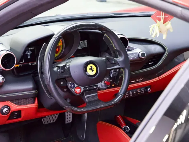 Ferrari F8 — Фото автомобиля 14