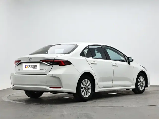 Toyota Corolla — Фото автомобиля 3
