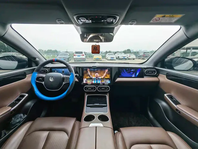 Leapmotor C01 — Фото автомобиля 14