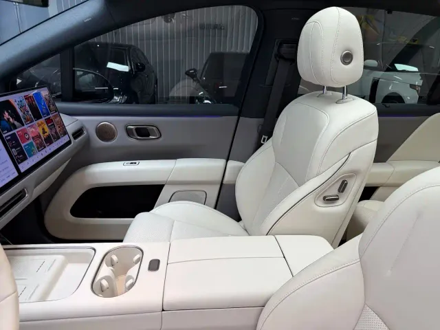 Li Auto i6 — Фото автомобиля 15