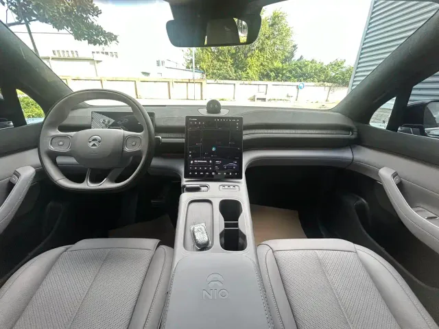 Nio EC6 — Фото автомобиля 11