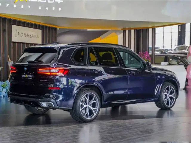 BMW X5 — Фото автомобиля 4