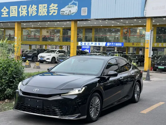 Фотография автомобиля — Toyota Camry