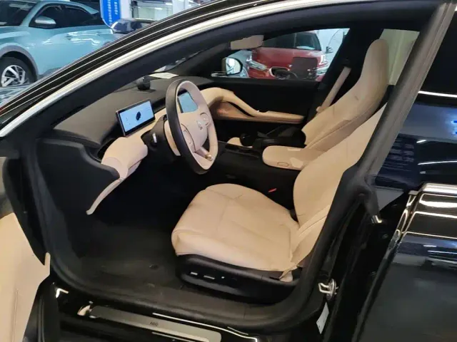 Nio ET5 Touring — Фото автомобиля 14